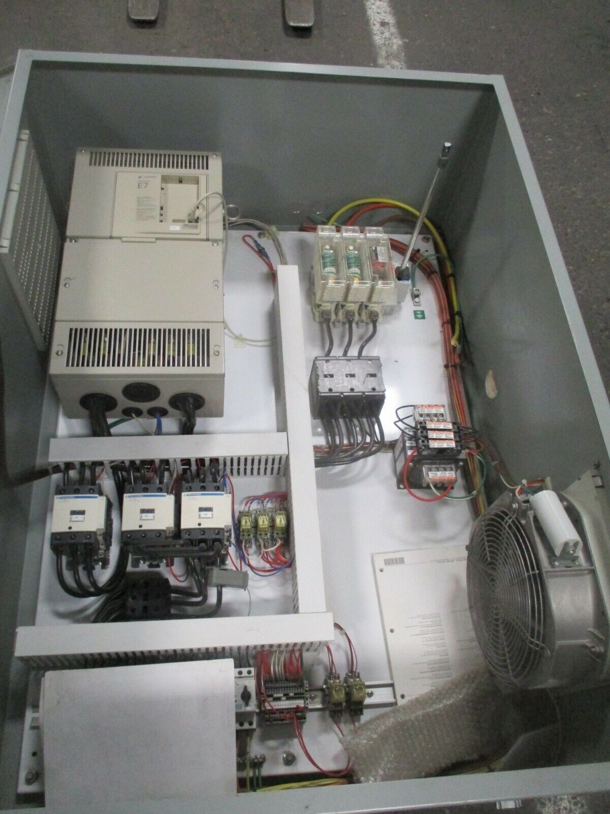 Yaskawa E7 AC Drive w/ Bypass CIMR-E7U4030 50HP 3Ph Type 1 Enclosure Used