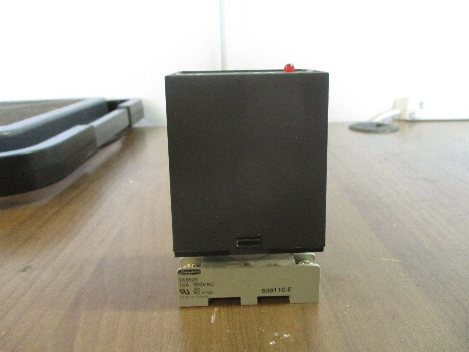 SSAC 3-Phase Monitor PLM9405 0993 400-480V 60Hz w/ Base Used