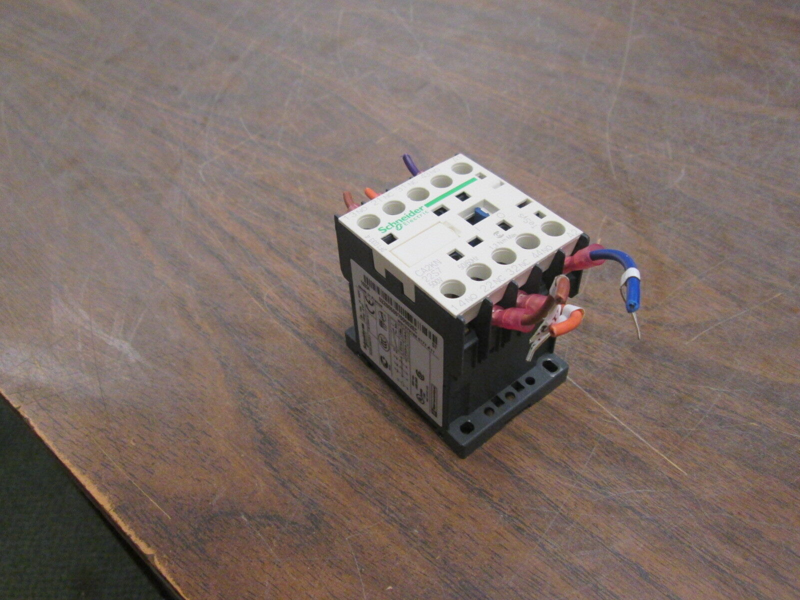 Schneider Electric Contactor CA2KN 22S7 500V 50/60Hz 10A Used