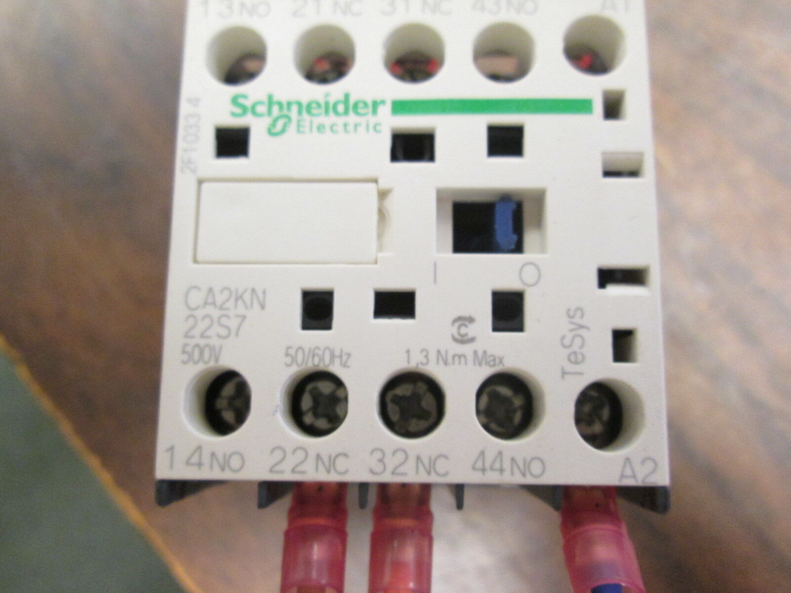 Schneider Electric Contactor CA2KN 22S7 500V 50/60Hz 10A Used