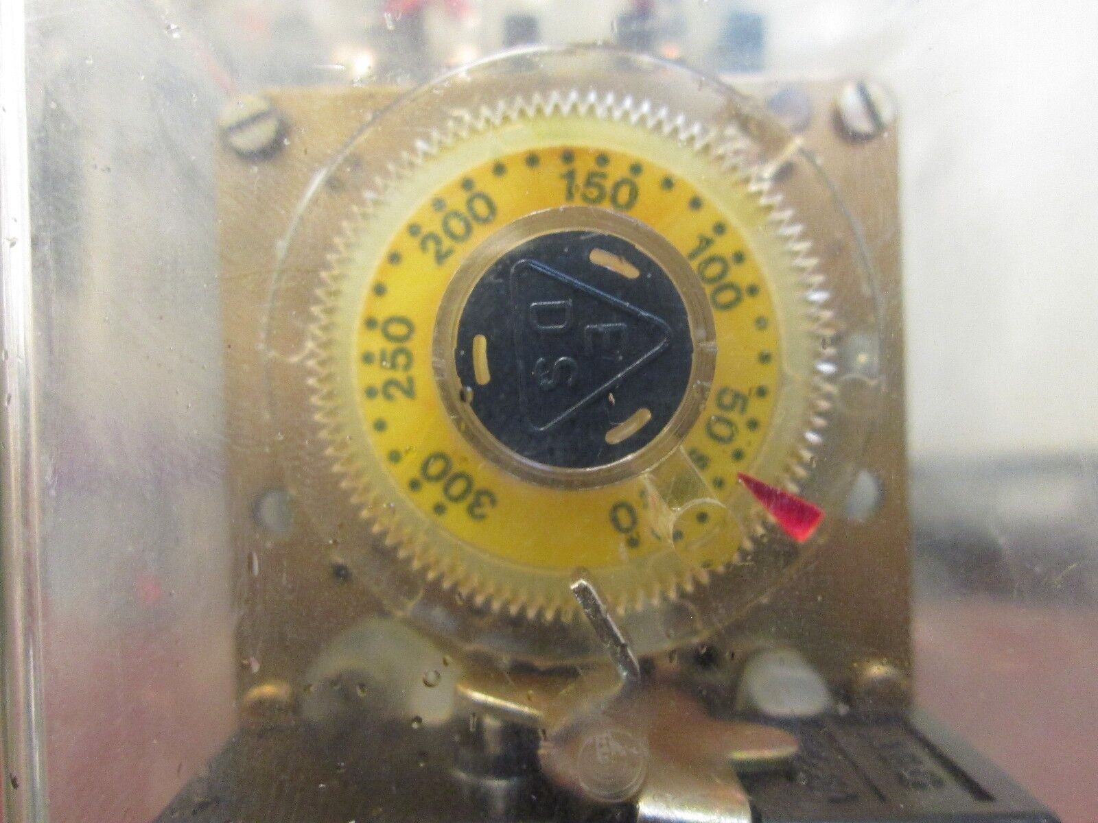 AEG Timer ZR 712T3 1U 6A 600V 0-300sec Range Used