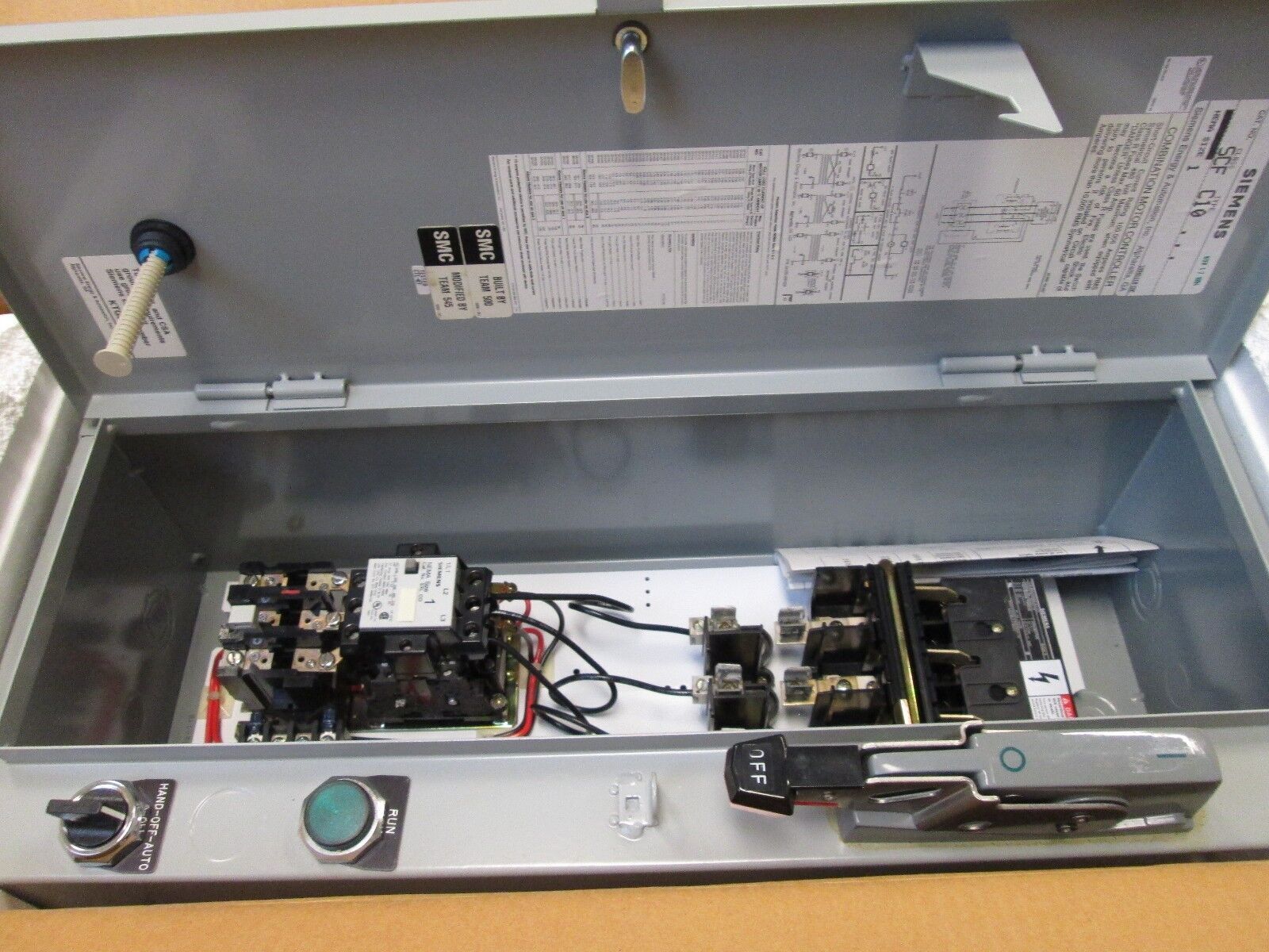 Siemens Fusible Combination SCFC10120 Size 1 120V Coil New Surplus