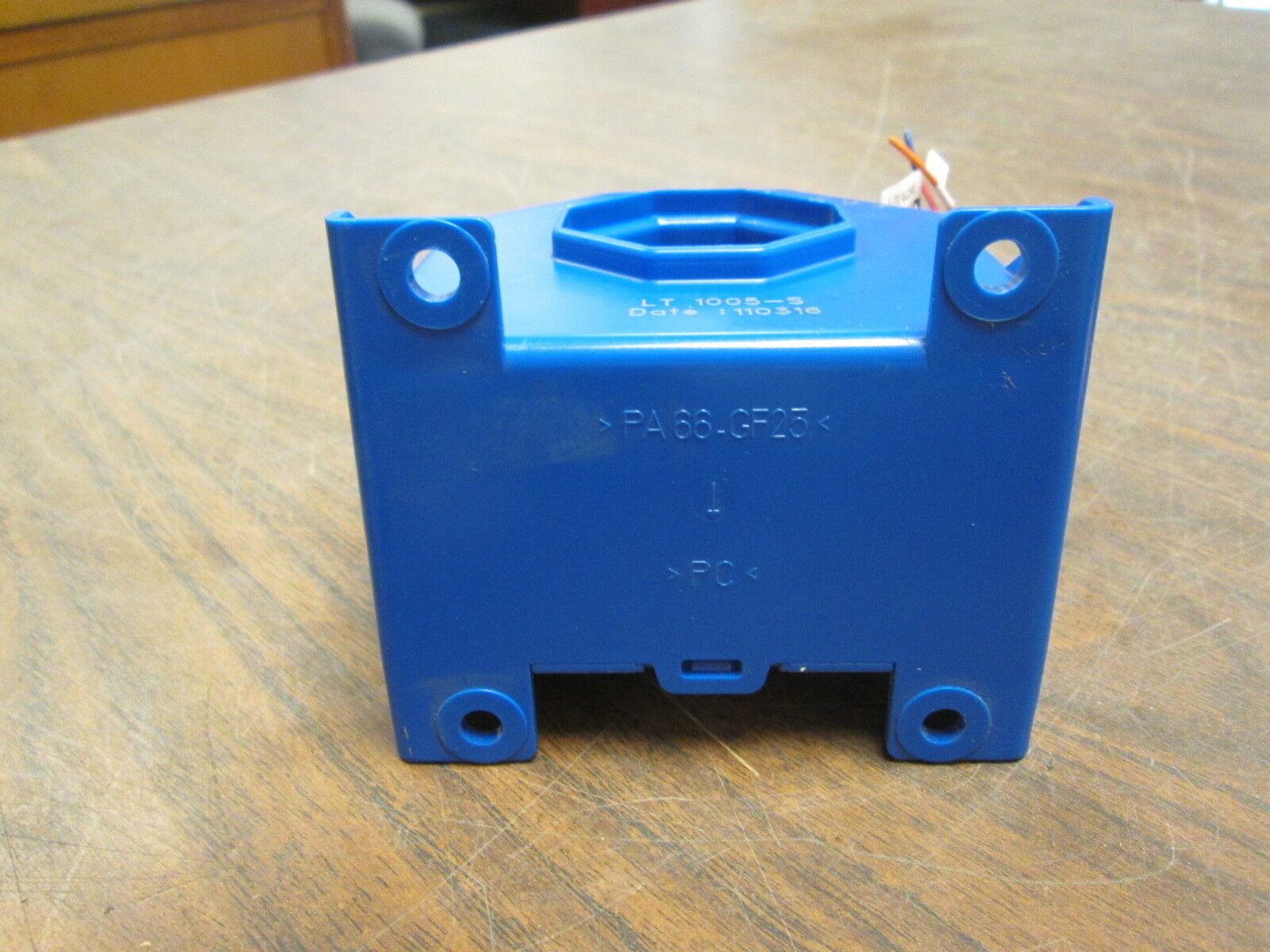 LEM Current Transducer LT 1005-S Used
