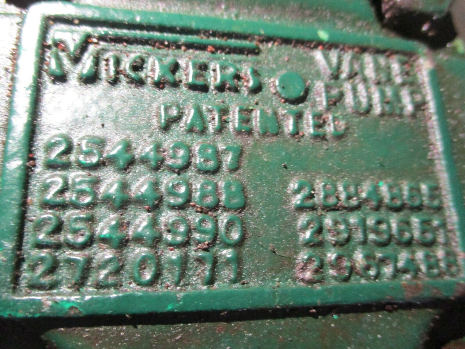 Vickers Vane Pumps w/ Motor 3520V25A5 25HP 1200RPM 230/460V 64/32A Used