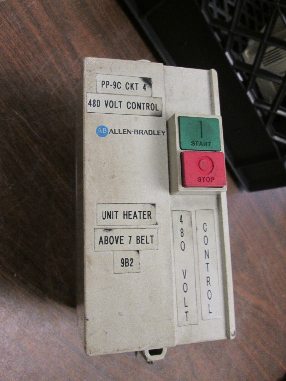 Allen-Bradley Enclosed Contactor 100-A12NB13 Solid State Overload 480V Coil Used