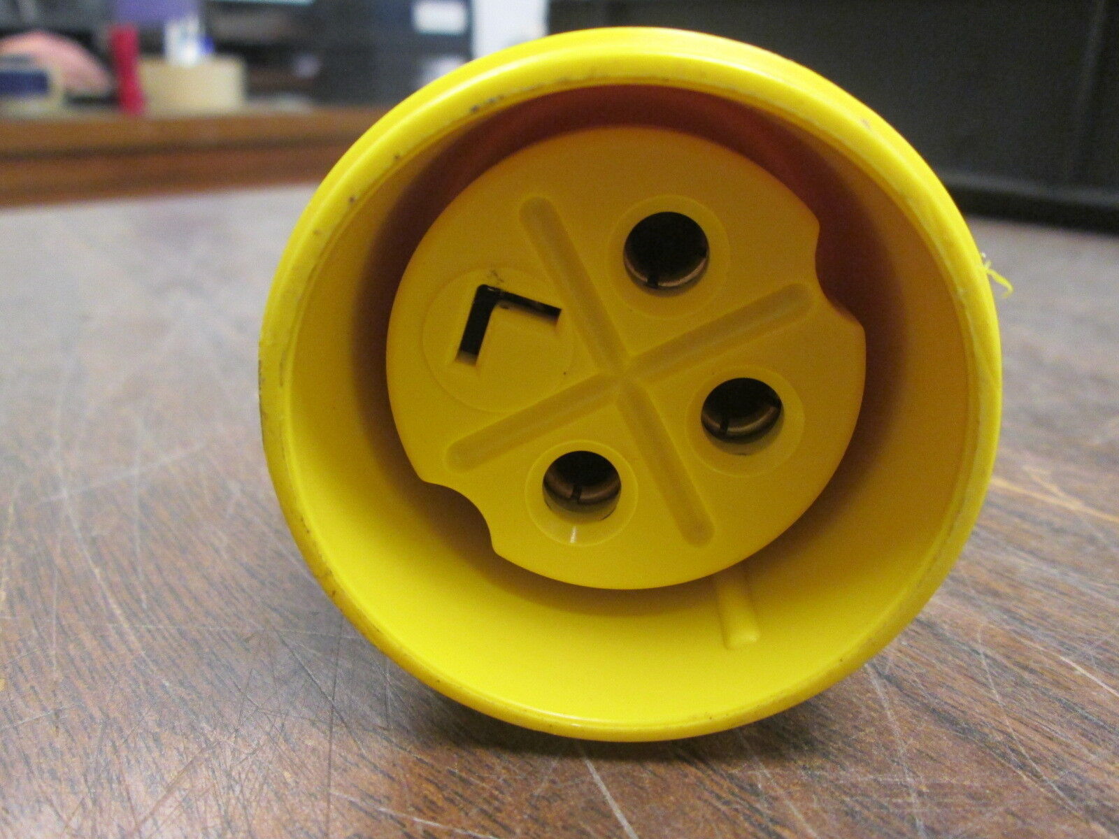 Russellstoll Connector 9C54U2T/C75 50A 250V 3P 4W *Cracked End* Used