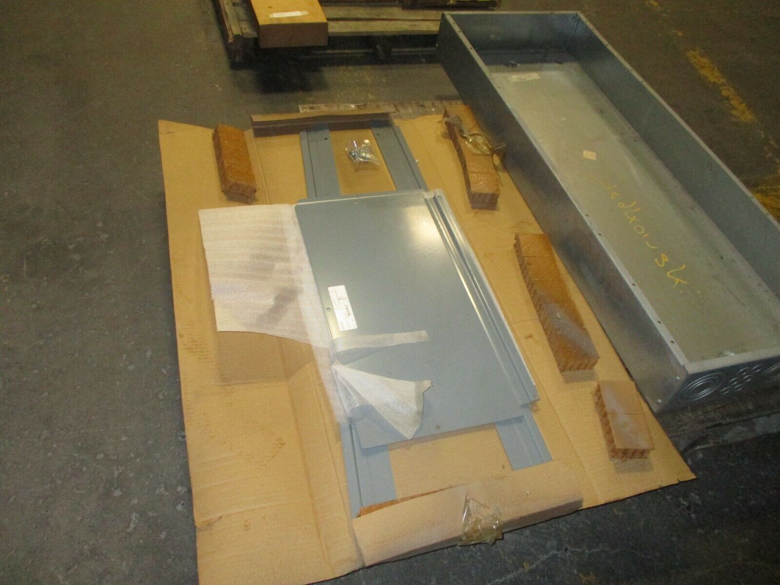 Square D I-Line Trim Kit HCN74TS Size: 74" New Surplus
