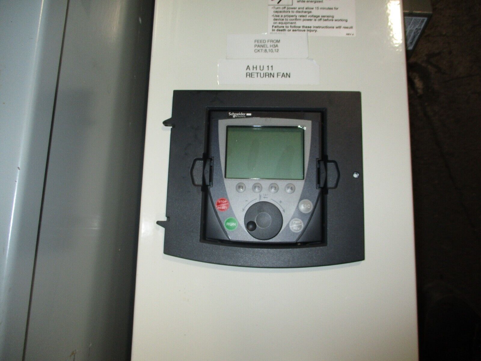Square D ATV212 S-Flex AC Drive w/ Bypass SFD212GG4Y Ser. E 7.5HP 3Ph w/ Keypad