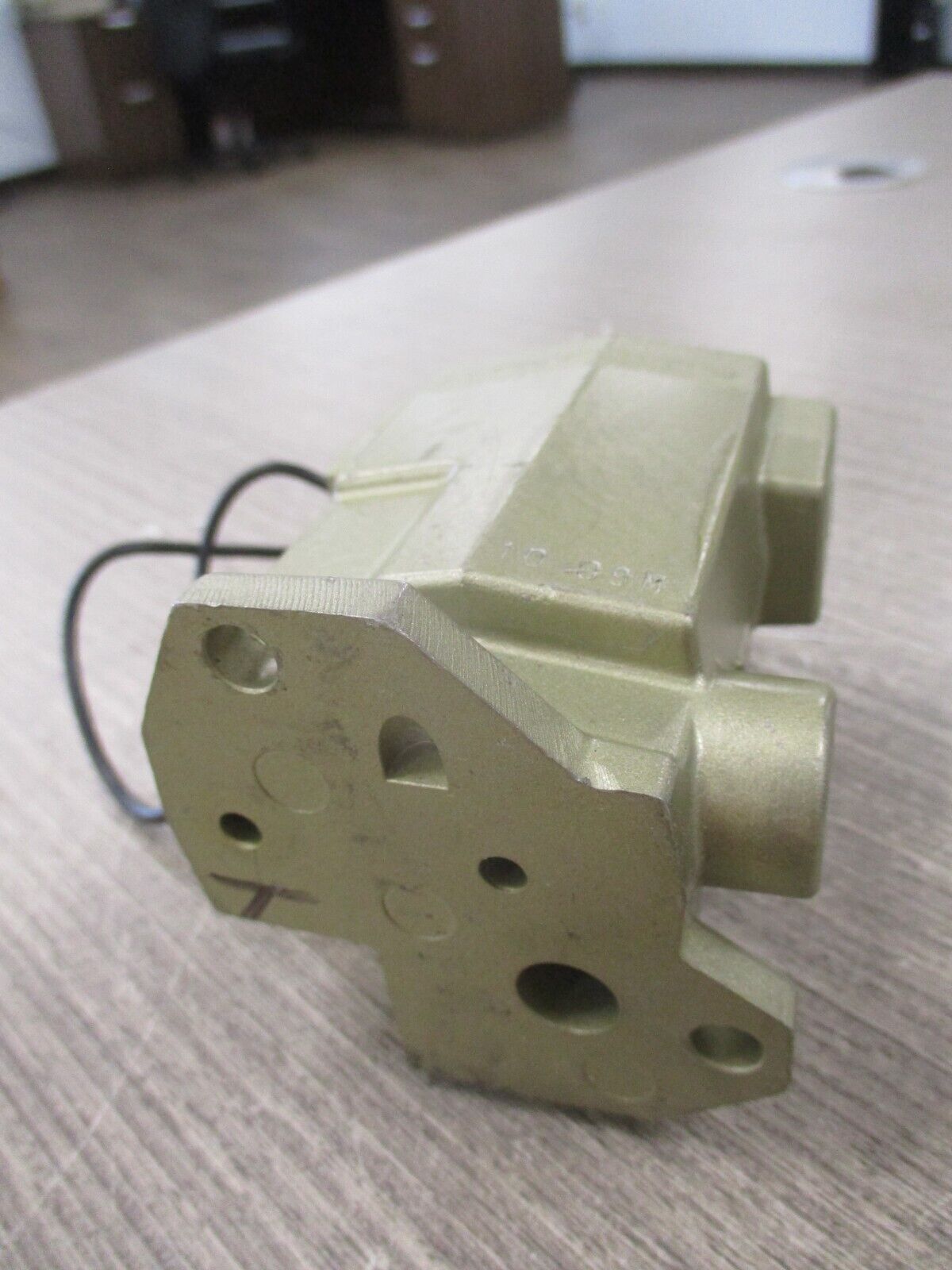 Ross Solenoid Valve W7016A2332 100-130V 60HZ New Surplus