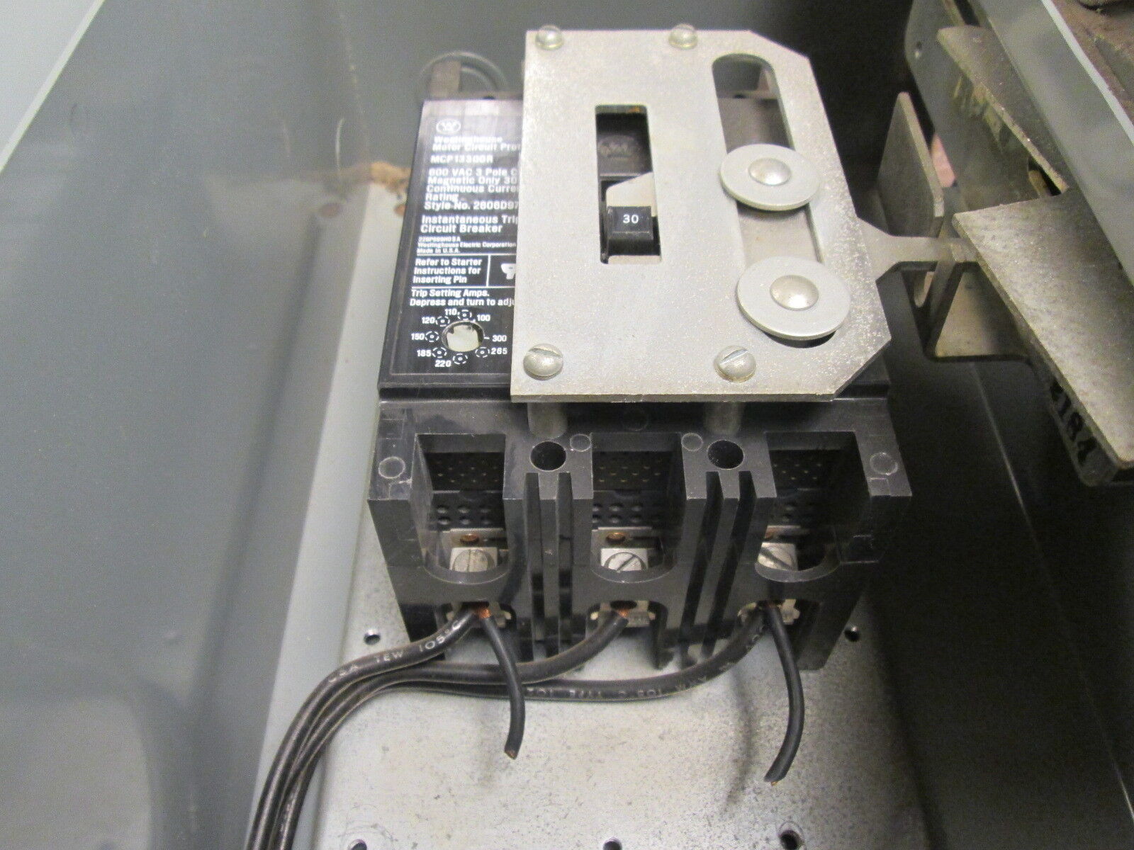 Cutler-Hammer Breaker Size 1 Combination A40CGT0-1 120V Coil 27A Used