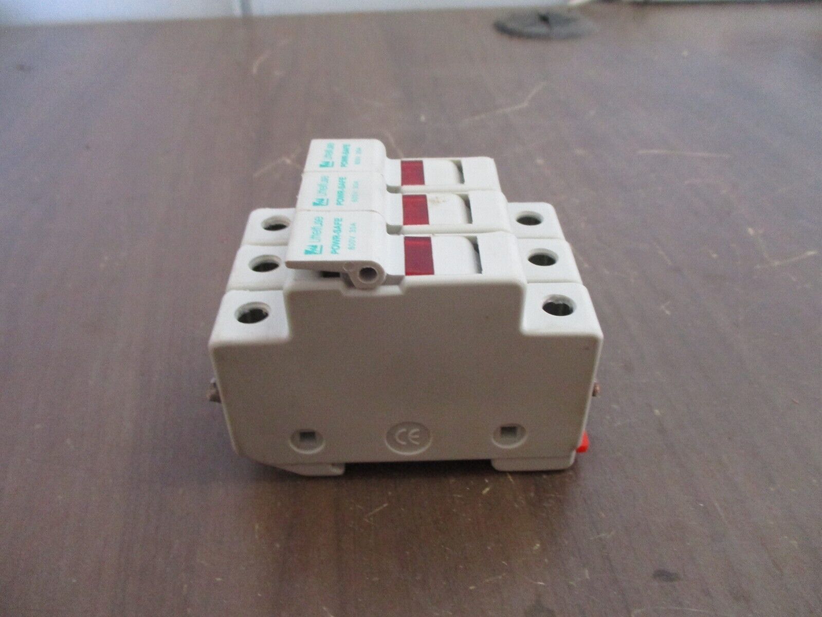 Littelfuse Powr-Safe Fuse Holder LPSC-ID CH 30A 600V 3P Used