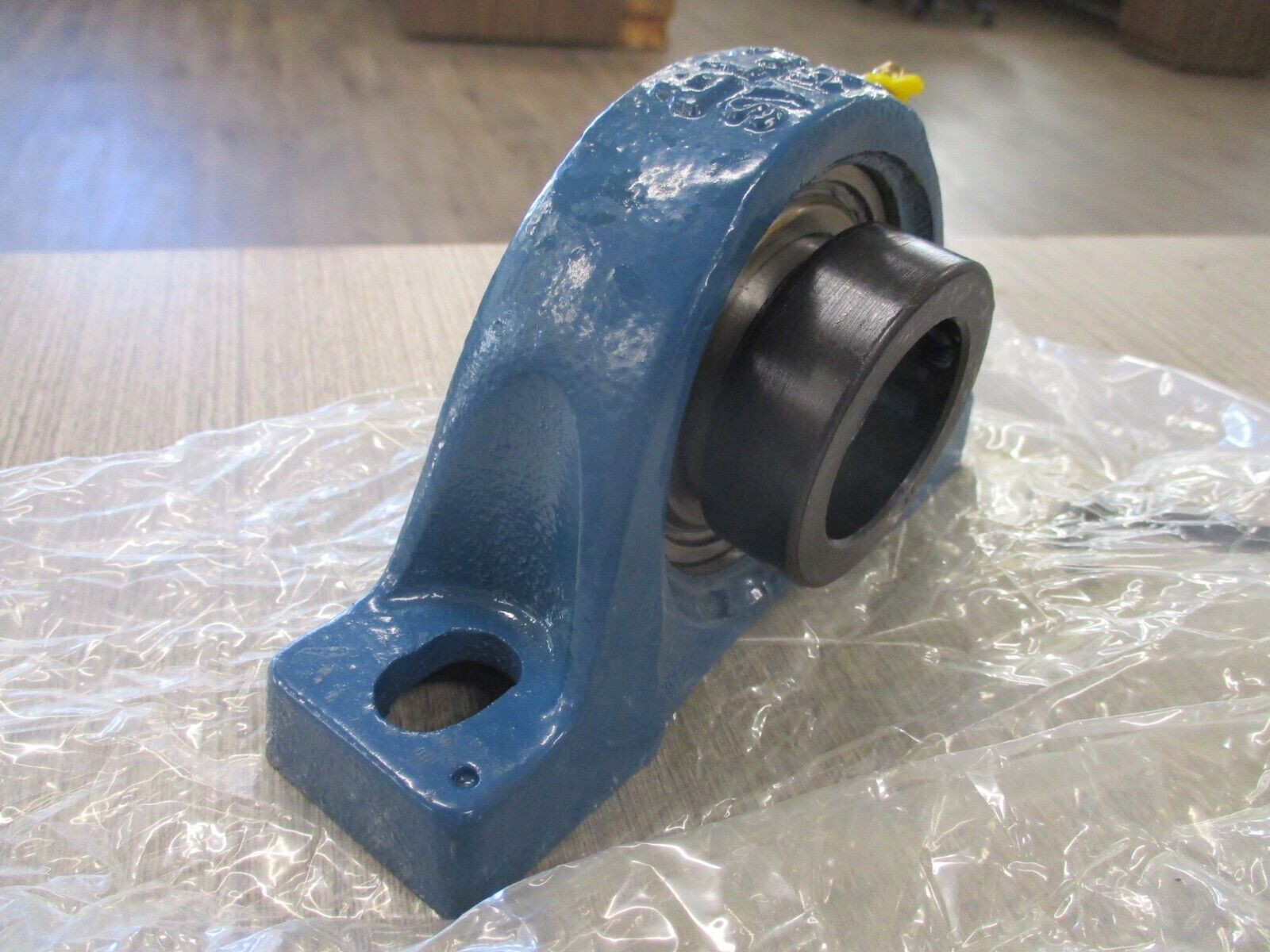 SKF Pillow Block Bearing SY 1.7/16 WM New Surplus