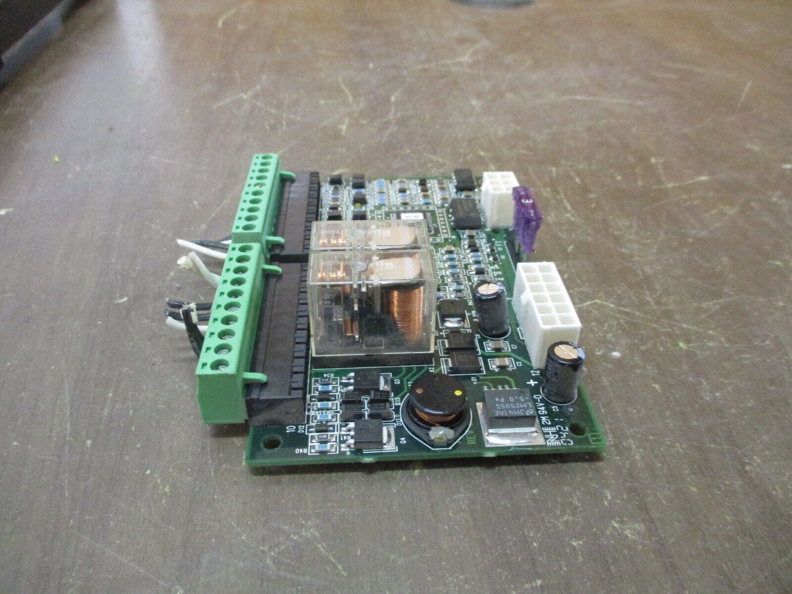 Eaton Control Board 101073473-101 Rev. B01 Used