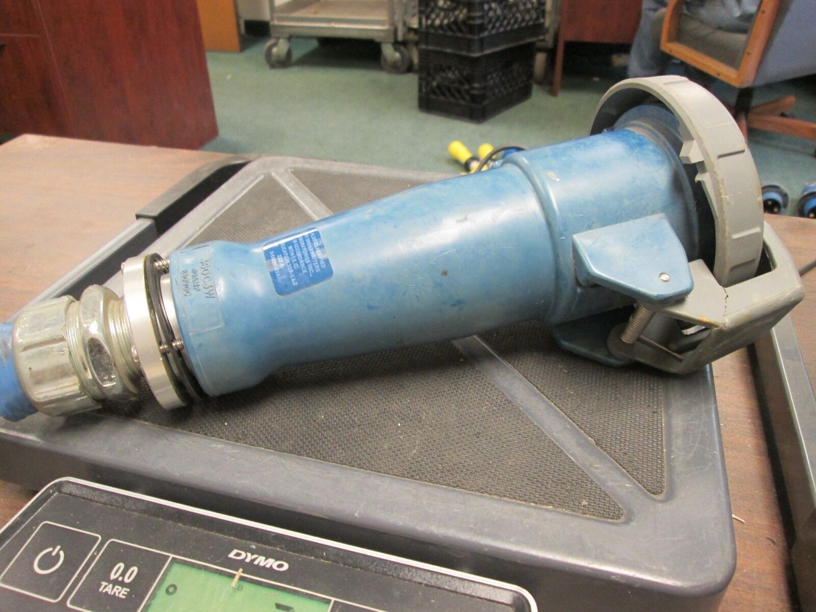 Hubbell Connector 360C3W 60A 250VDC 2P 3W Conduit End Used