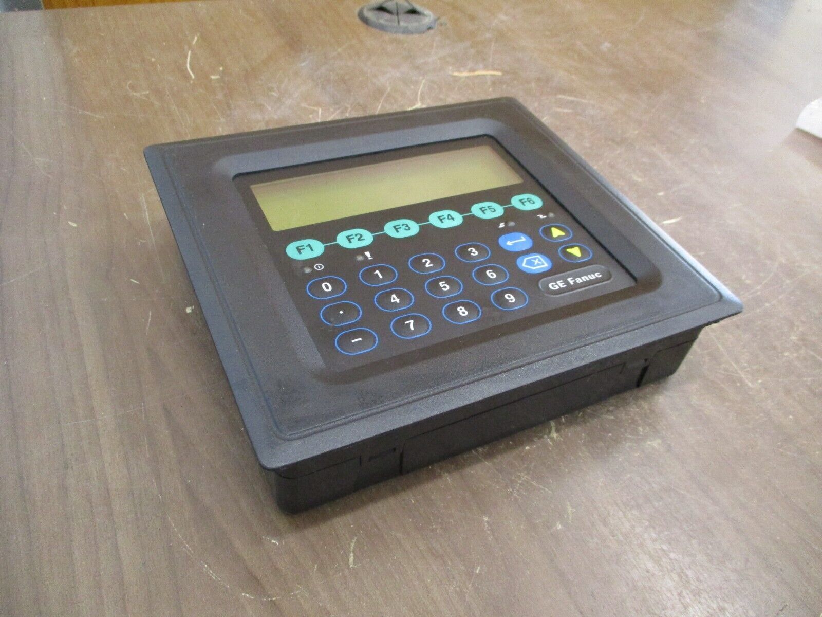 GE Fanuc Model 150 Datapanel IC752DFT000-FE 10-35VDC Used
