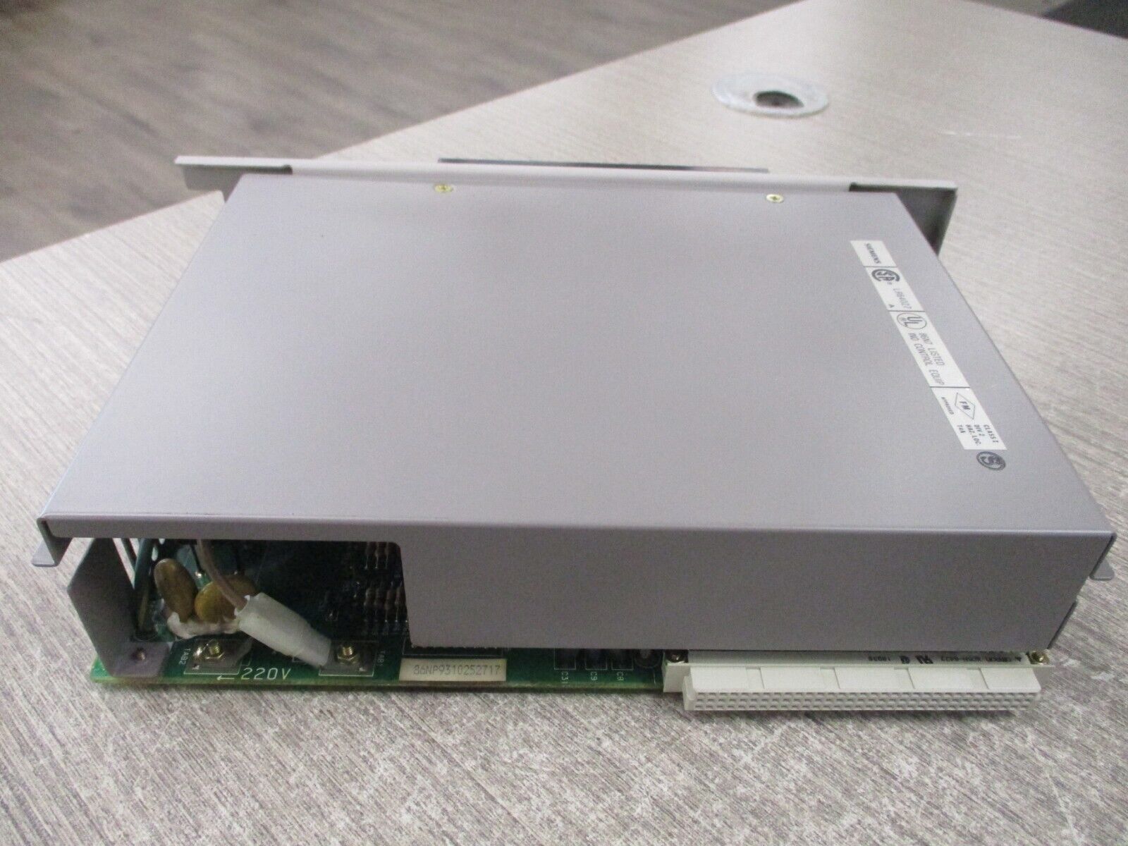 Siemens Simatic TI505 Power Supply Module 505-6660 Used
