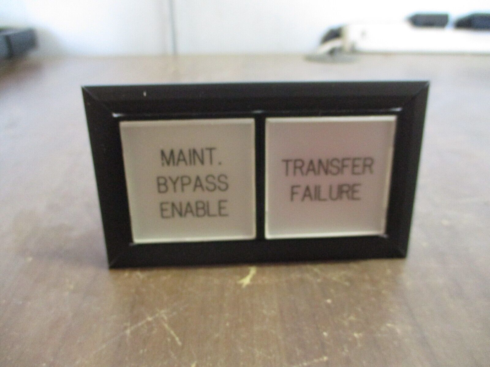 Idec Annuciator SLC40N-0102-DHT2FB-NKCR2 Bypass Enable Transfer Failure. used