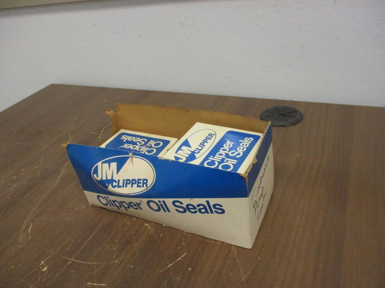 JM Clipper Oil Seal JMC19738SS *Box of 7* New Surplus