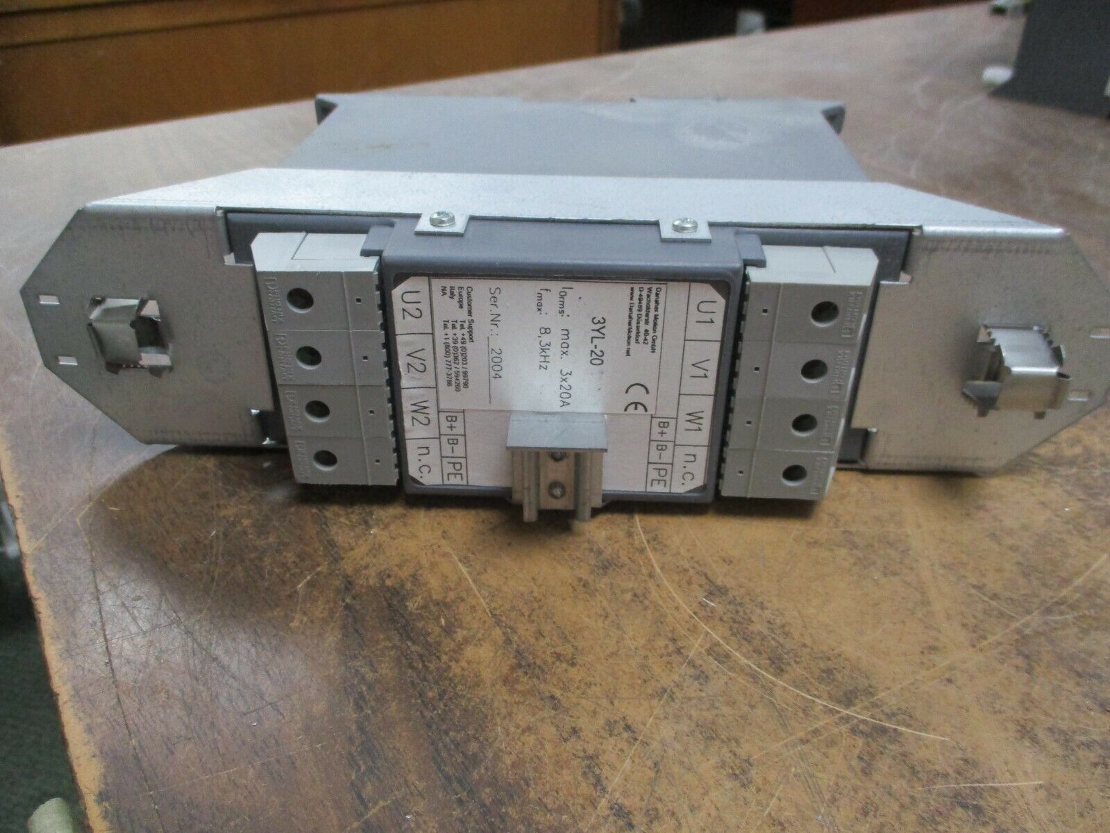 Danaher Motion Motor Control Unit 3YL-20 3X20A 8.3kHz Used