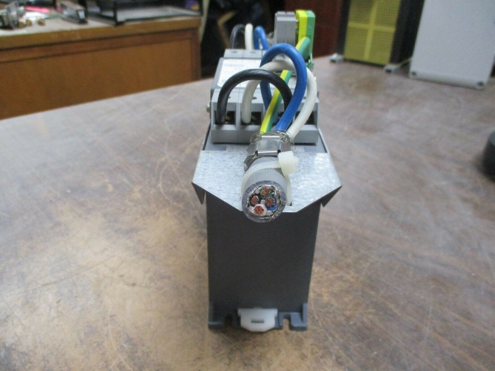 Danaher Motion Motor Control Unit 3YL-20 3X20A 8.3kHz Used