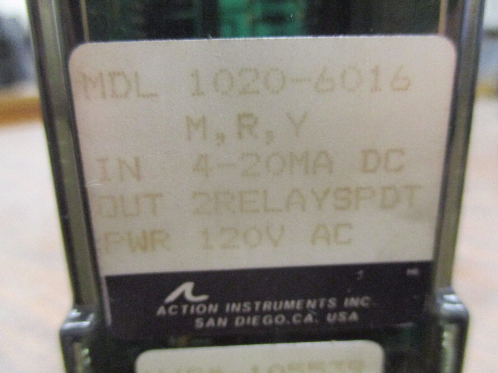 Action Instruments Signal Conditioner 1020-6016 120VAC Power, 4-20mA DC In, Used