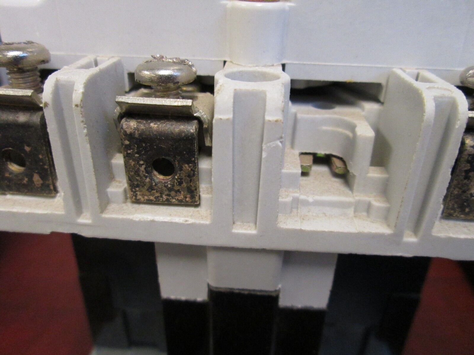 Challenger Size 1 Contactor 4104CU13M01 30 A 600 V 120 V coil 3 Pole Used