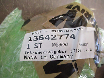 SEW-EURODRIVE Incremental Encoder 13642774 New Surplus