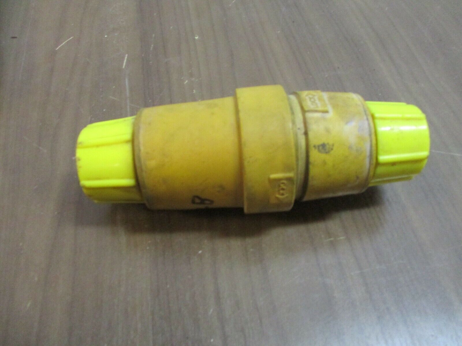 Misc. Brand Watertight Plug & Connector Set Non-Nema 20A @ 250V 10A @ 600V Used