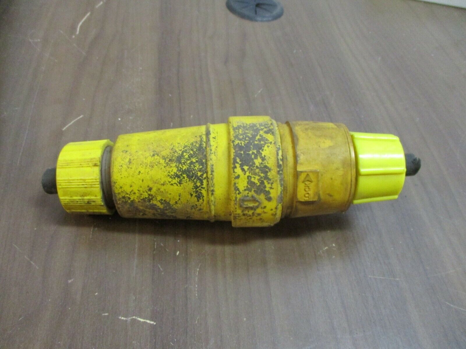 Misc. Brand Watertight Plug & Connector Set Non-Nema 20A 120/208V 4P 4W Used