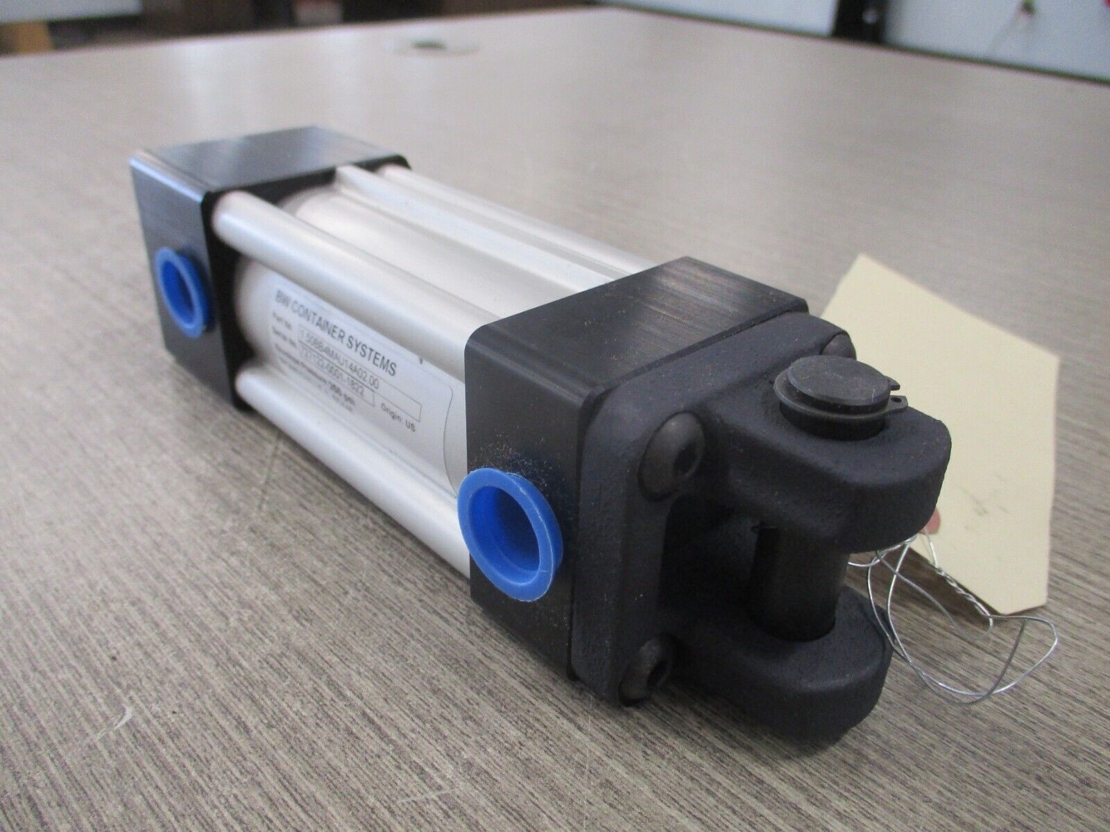 BW Container Systems Pneumatic Cylinder 1.50BB4MAU14A02.00 250 PSI *No Box* New