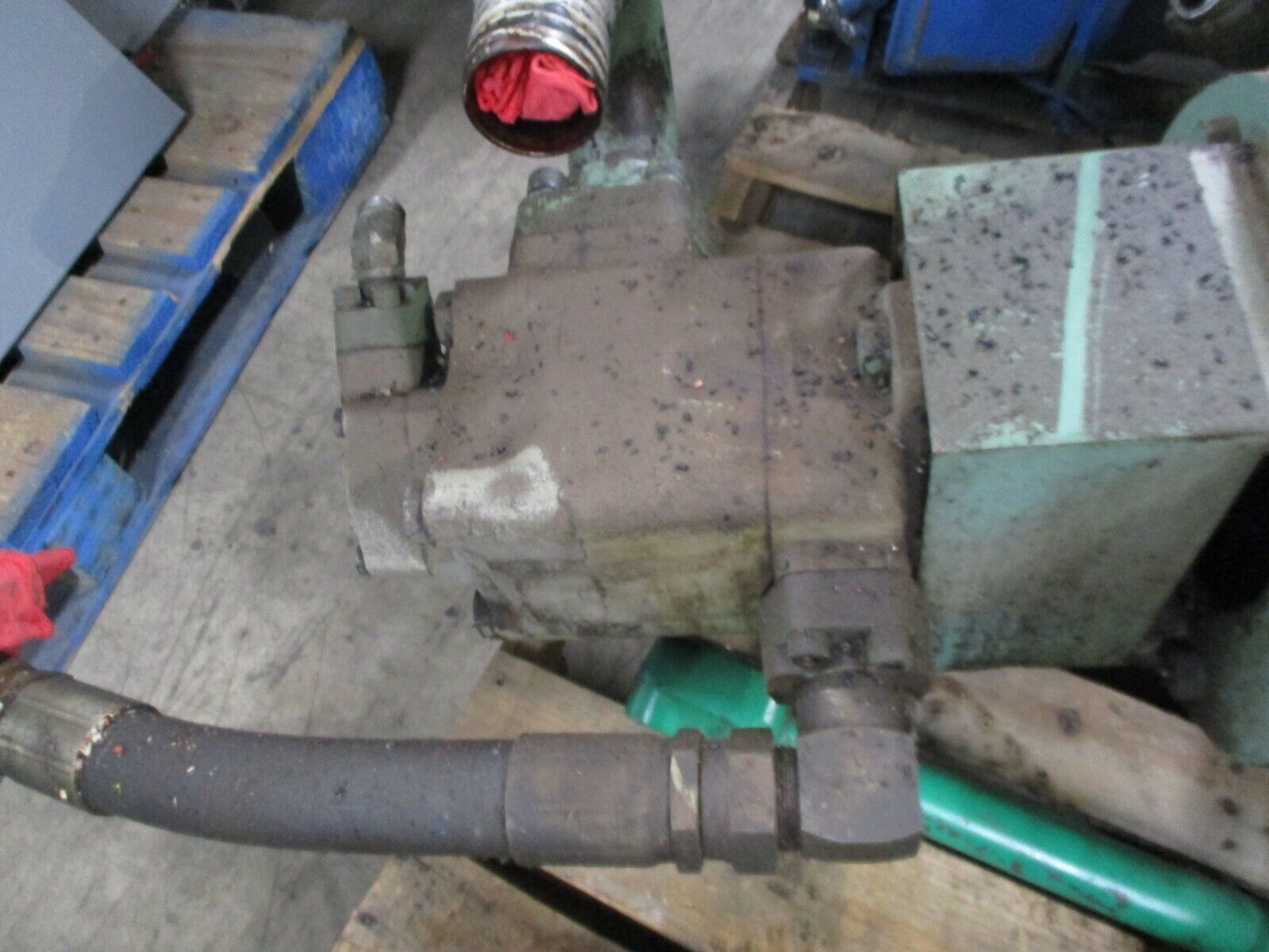 Vickers Vane Pump w/ Motor 4520V 50A 51 50HP 1200RPM 230/460V 120/60A Used
