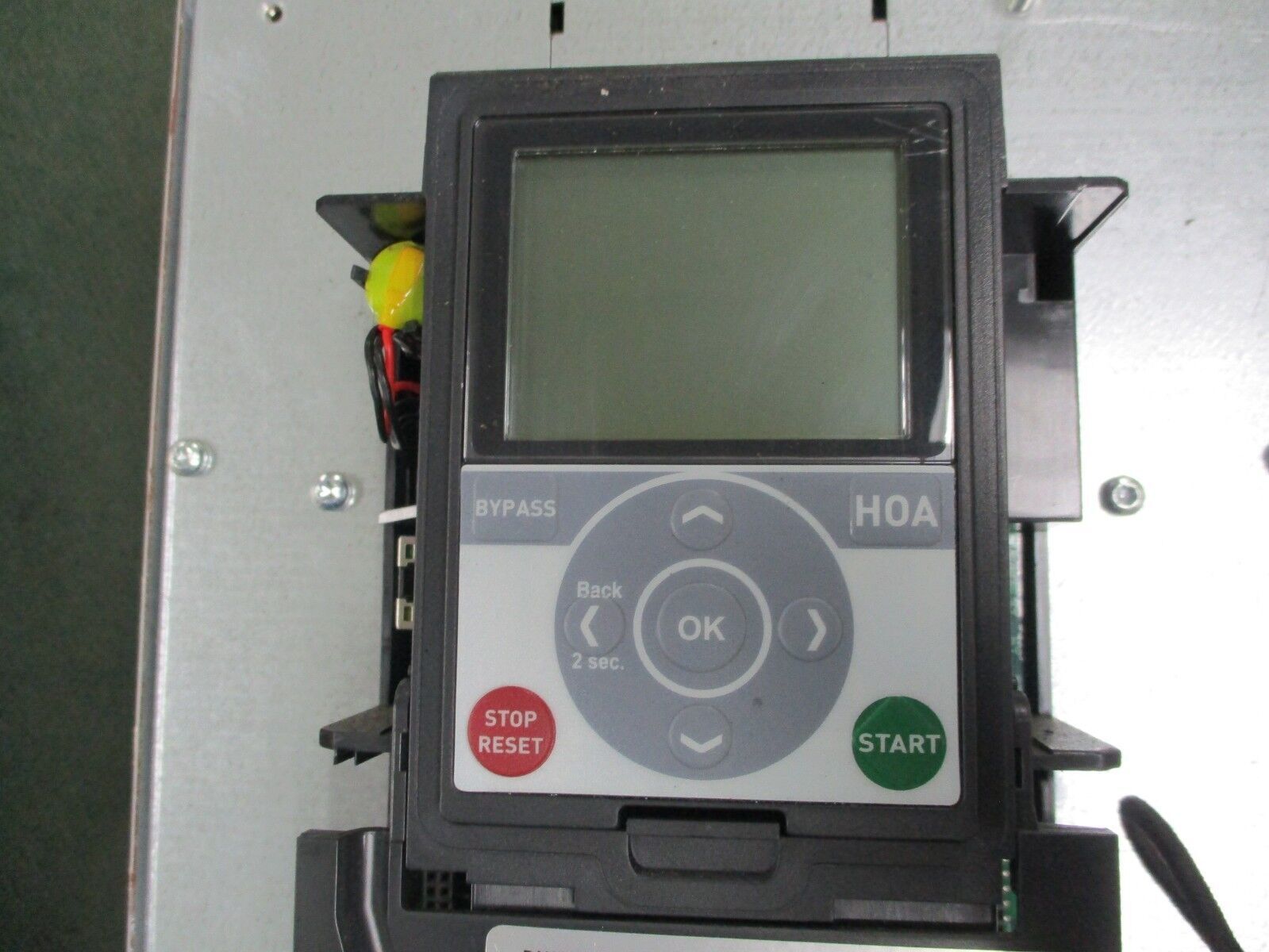 Johnson Controls AC Drive VS072410B-00000 50HP 3Ph *No Cover* Used