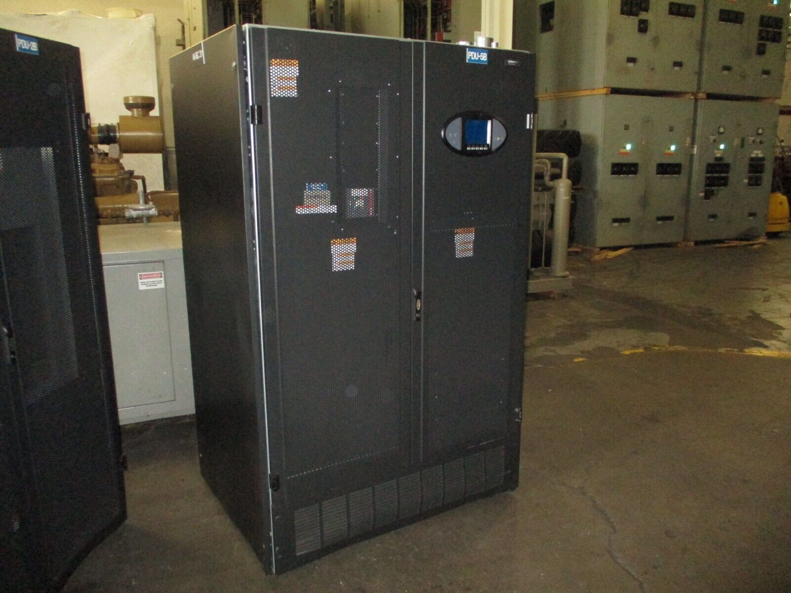 Emerson Liebert Power Distribution Unit FPA30C150DS7388 MFD: 2016 Used