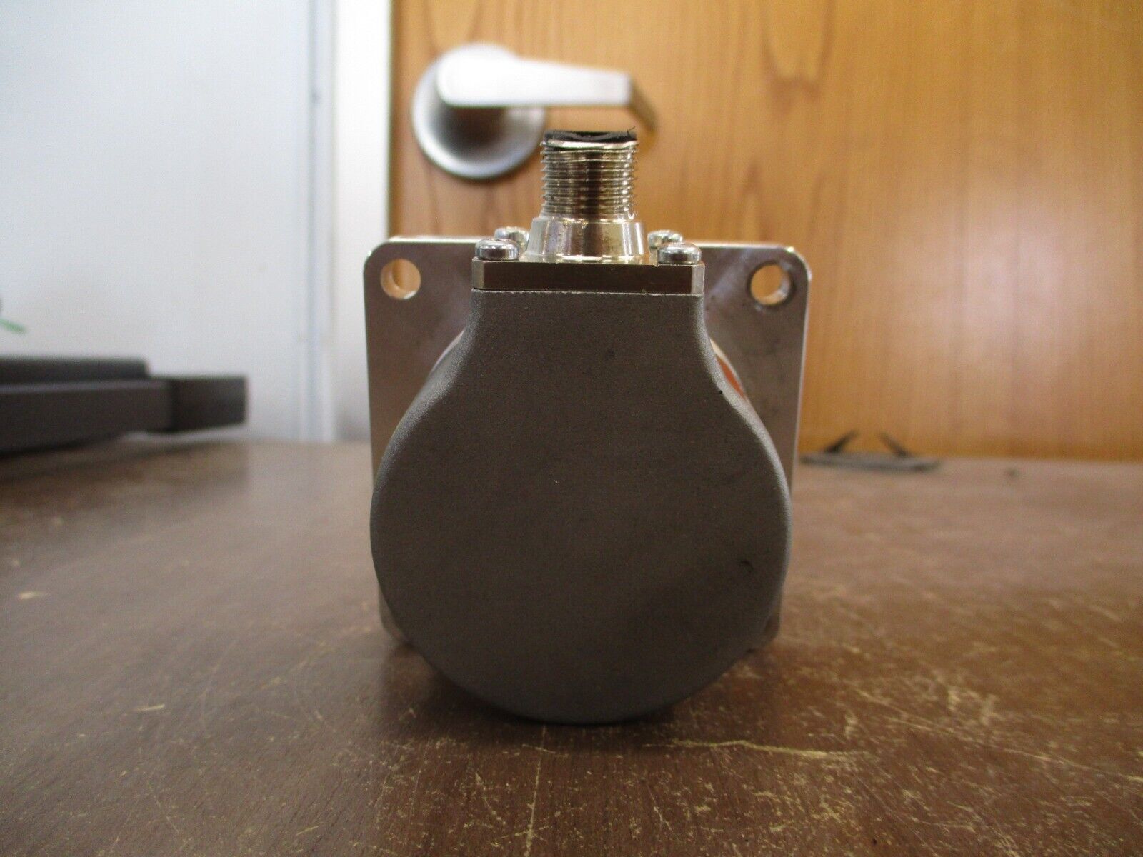 Kubler Encoder 8.5000.D844.1024 5VDC 90mA Used