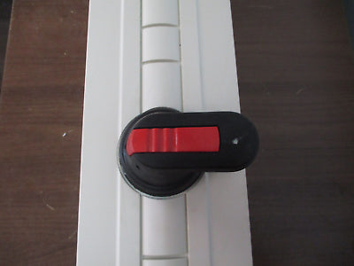 ABB ACH550 AC Drive w/ Bypass ACH550-VDR-023A-4+F267 15HP 3Ph w/ Keypad Used