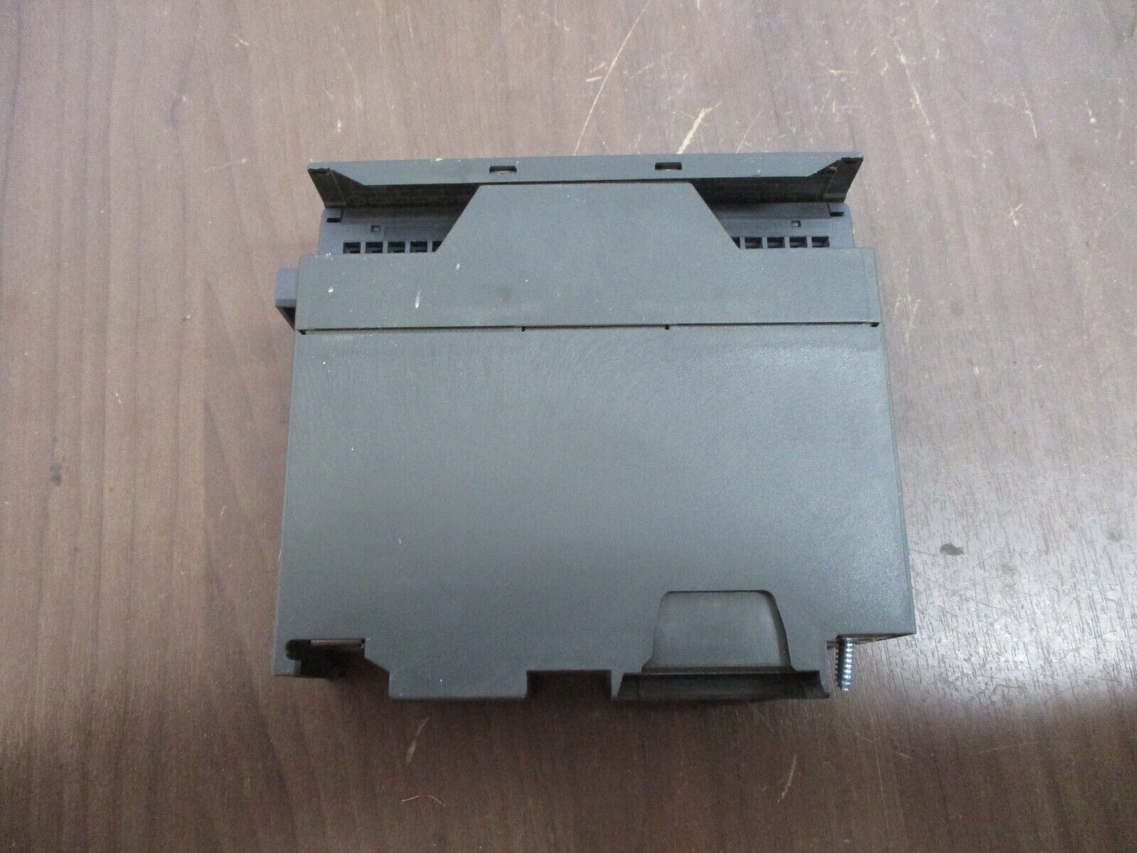 Siemens Simatic S7 Digital Output Module 6ES7 322-1HH01-0AA0 24VDC/240VAC Used