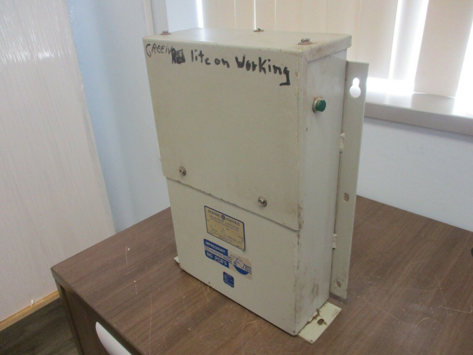 GE Dielektrol Capacitor 65L301N01 5kVAR 240V 60Hz 3Ph Used