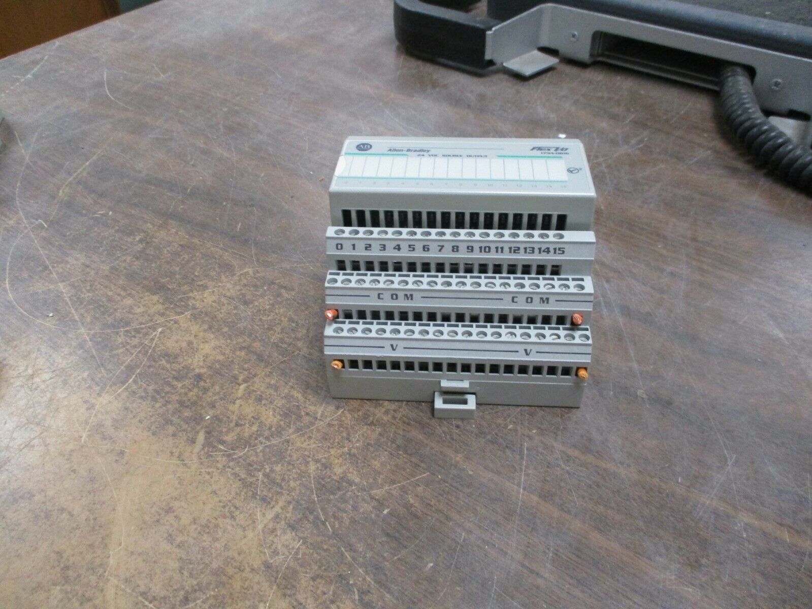 Allen-Bradley 24VDC Source Output Flex I/O 1794-OB16 Used