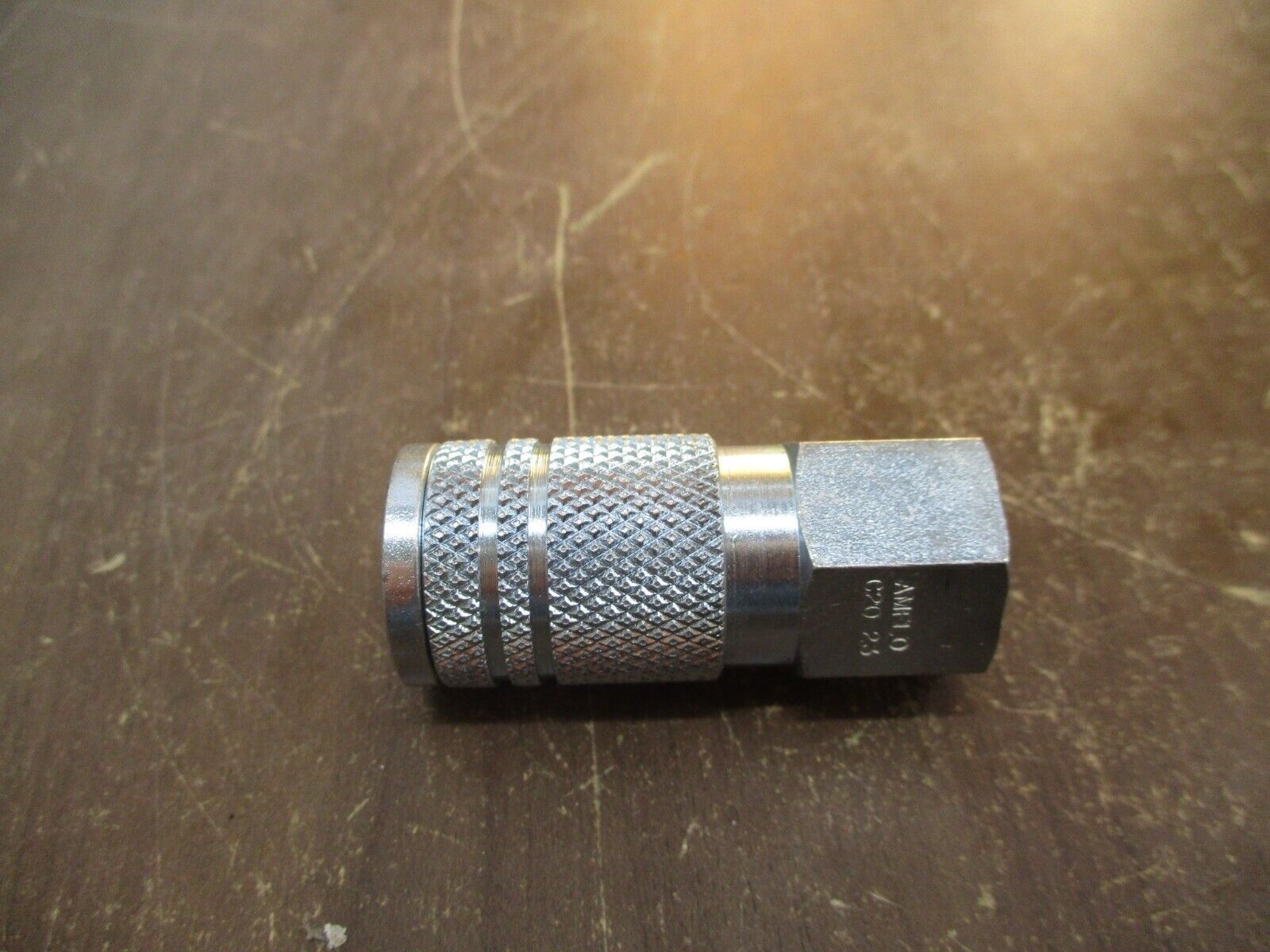 Schrader-Bridgeport Amflo Coupler 430118 1/4" Industrial Interchange 3/8" Female