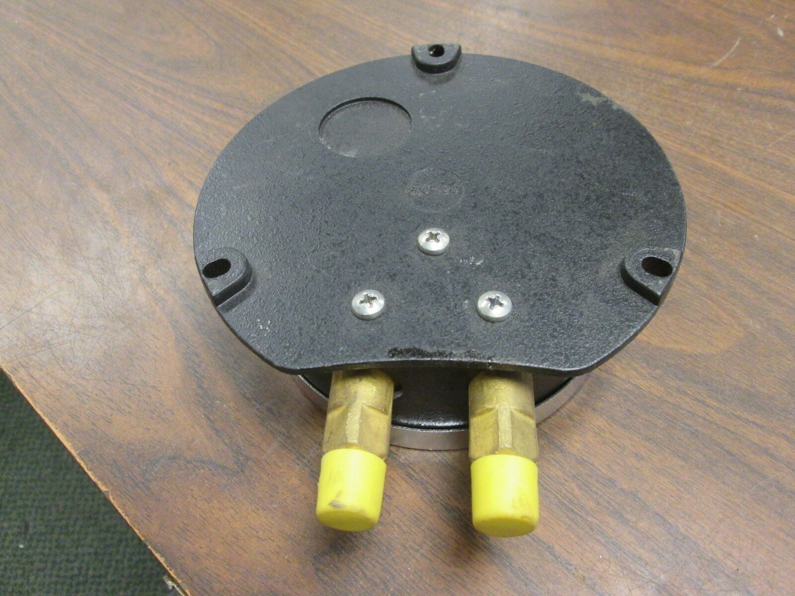 H.O. Trerice Co. Pressure Gauge G15-100 Range: 0-100 Used