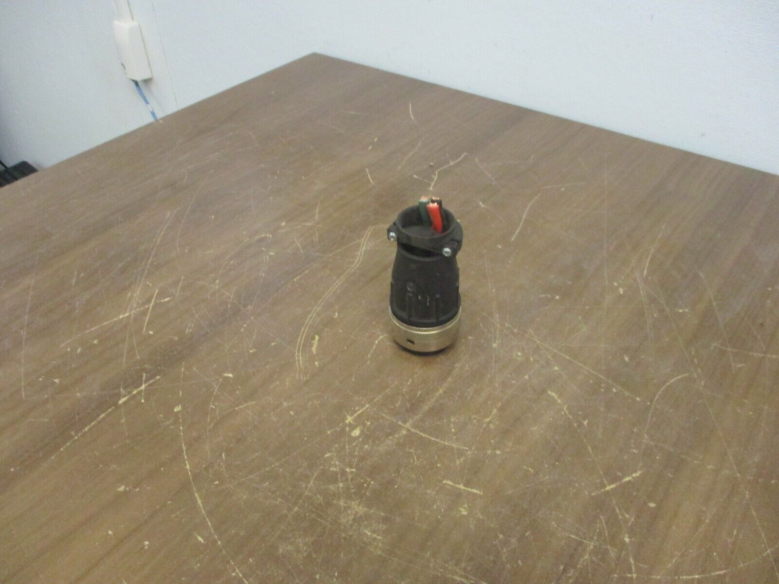 SOURIAU/BURNDY UTG Series Connector 24-7 7-Pin Used