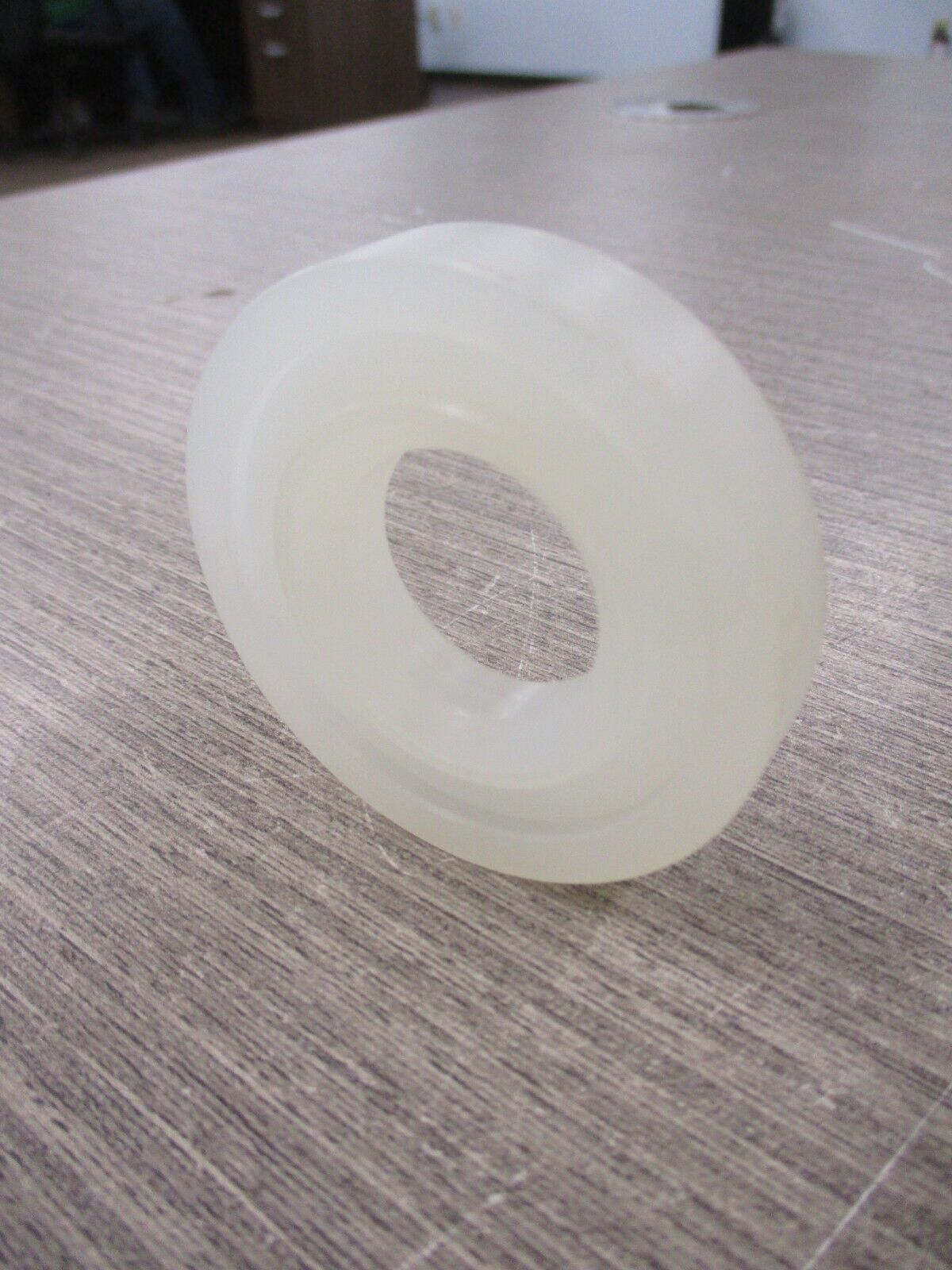 Ingersoll-Rand Aro Polypropylene Seat 94707-1-G New Surplus