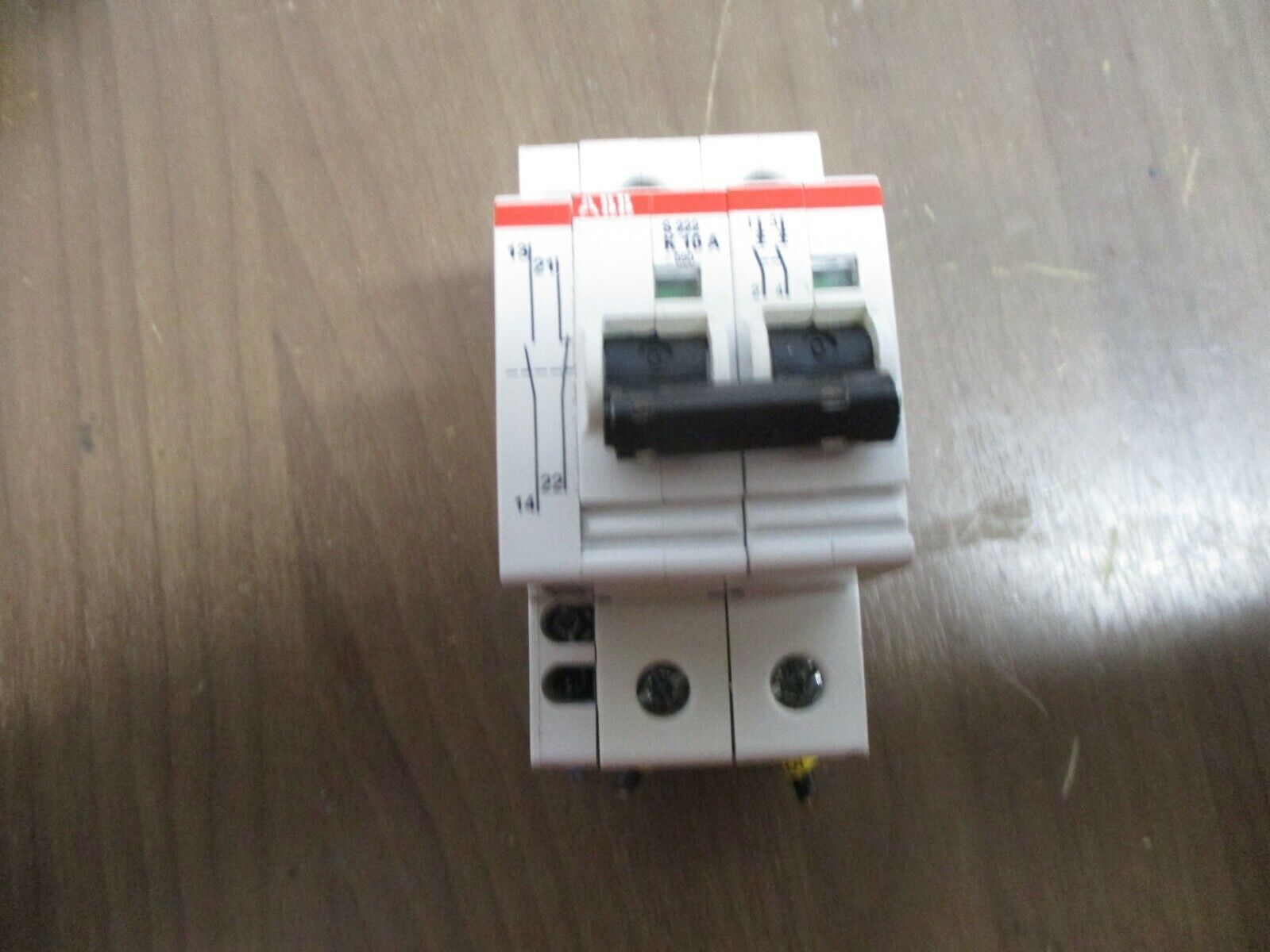 ABB Circuit Breaker w/ Aux Contact S 222 K10A 10A 600V 2P Used