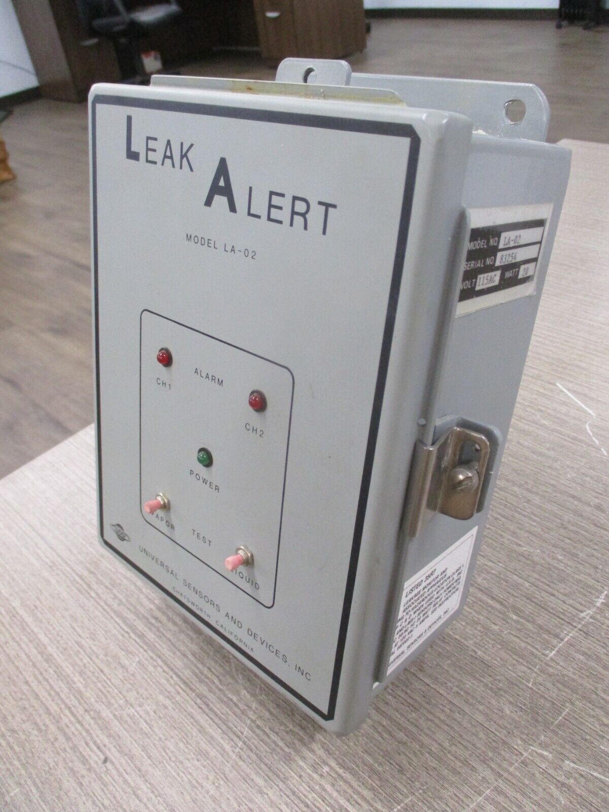 USD Leak Alert Alarm Panel LA-02 115VAC 20W Used