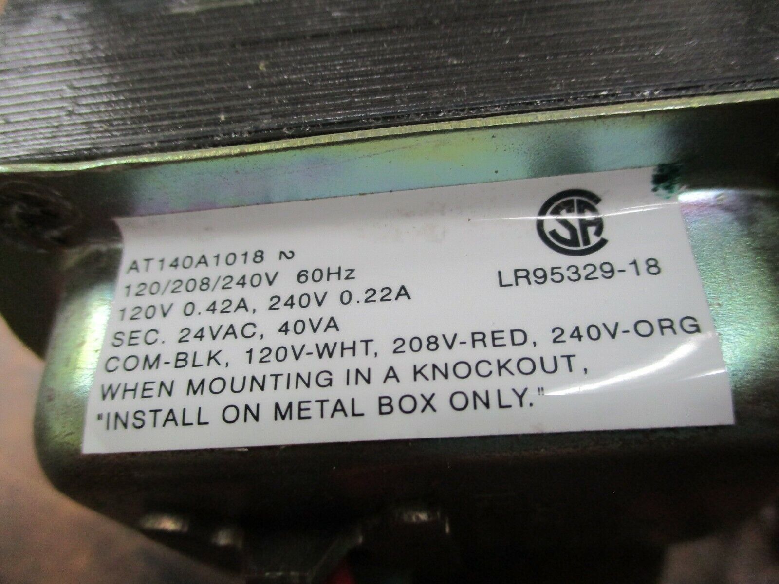 Honeywell Transformer AT140A1018 40VA Pri:120/208/240V Sec: 24V 60Hz Used