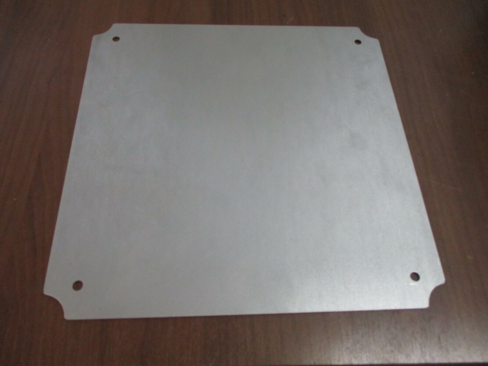 Hoffman Polycarbonate Enclosure E353515PPG Size: 350x350x150 mm w/ Backplate