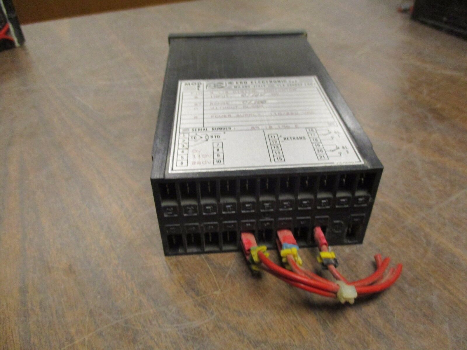 Ero Electronics Temperature Indicator F-48 Input: 0-10VDC Range: 0-100°C Used