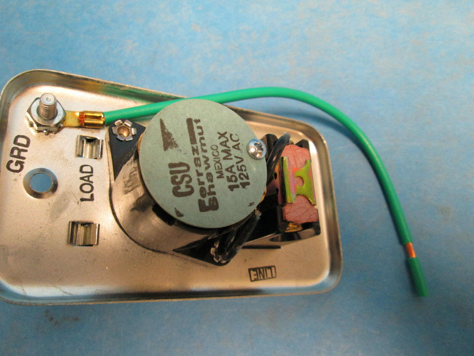 Ferraz Shawmut CSU 15A 125V Box Cover Unit *New In Box*