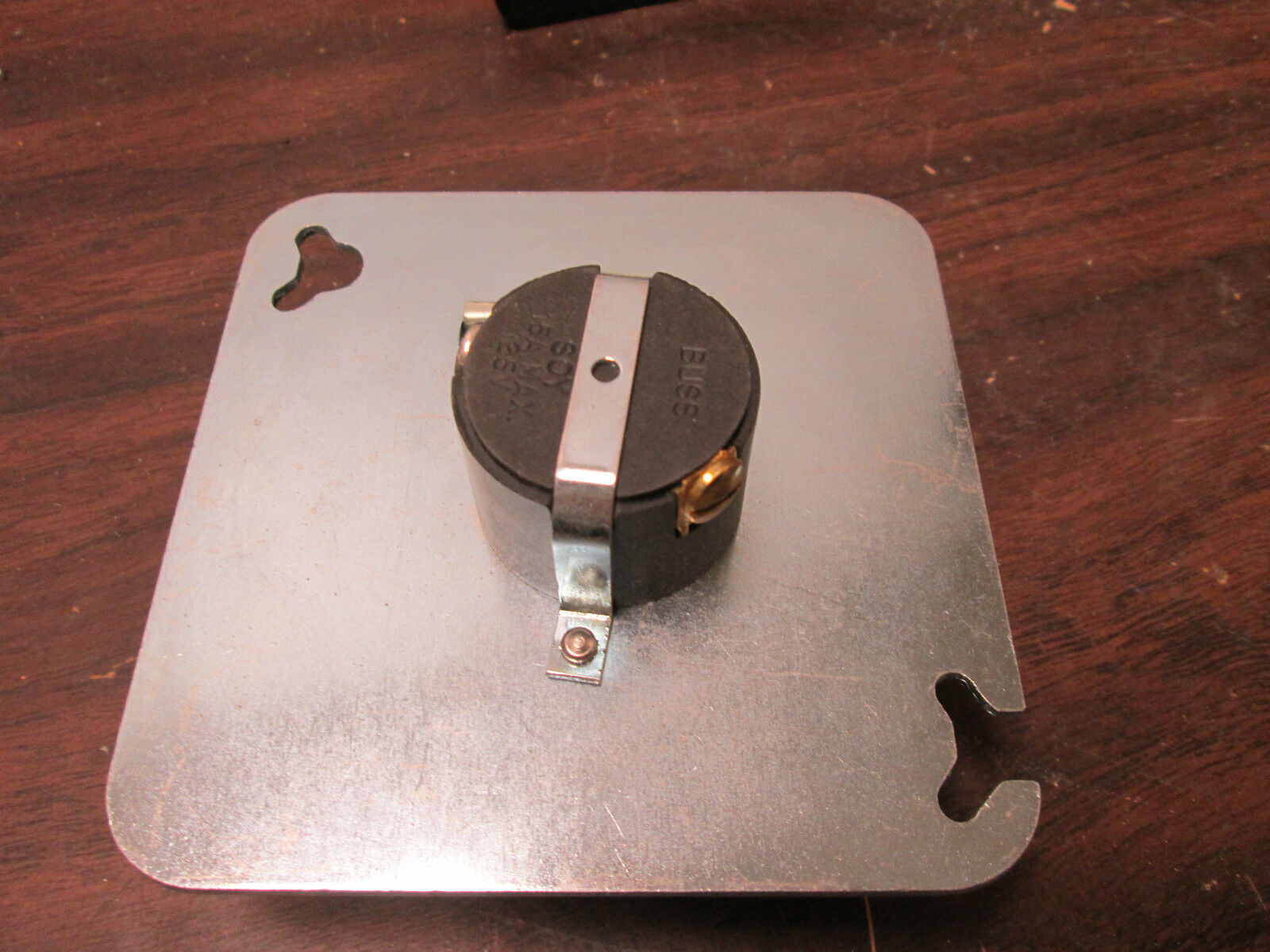 Fusetron Type SOY Box Cover Unit *New In Box*