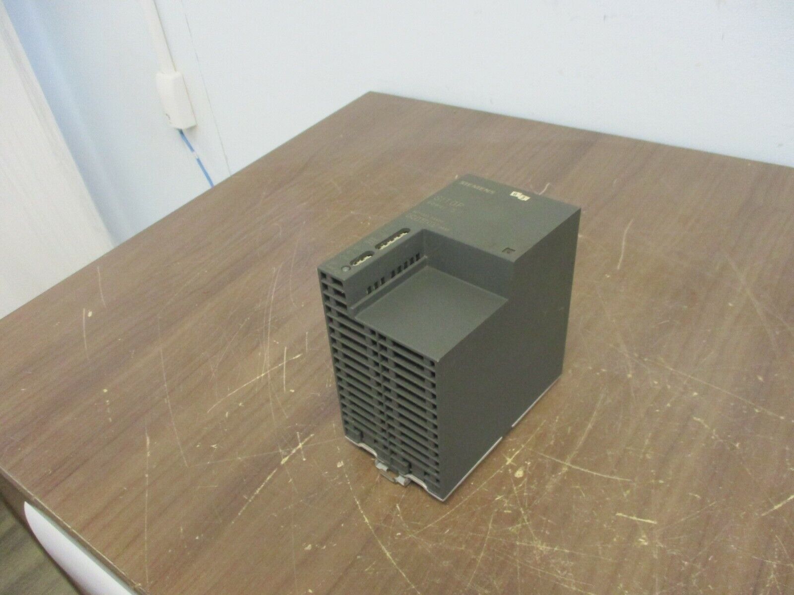 Siemens SITOP Power 5 Power Supply 6EP1 333-2AA00 Used